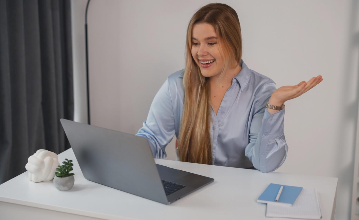 Workshop participant analyzing financial statements